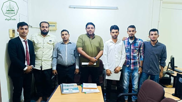 The Faculty of Management and Economics is holding discussions for graduation projects for fourth-level students for the academic year 2022-2023