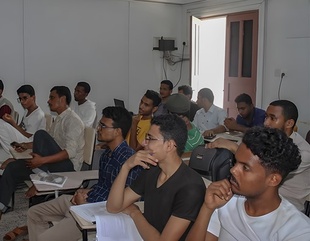 The Faculty of Engineering and Computer Science at Al-Ahgaff University is holding the fourth week of the presentations program under the supervision of the English Language Unit for the academic year 2022-2023