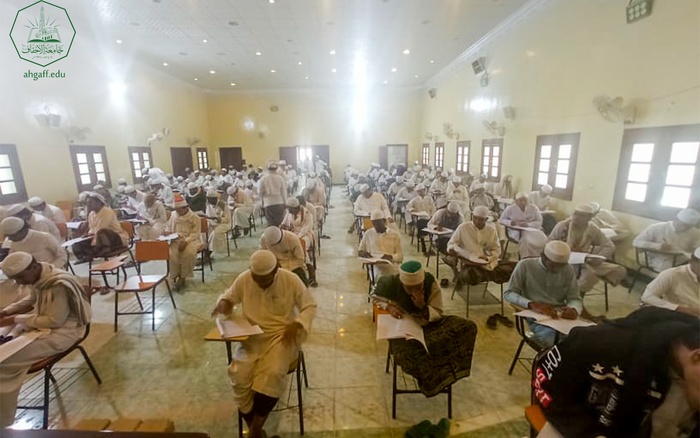 Launching the semester exams in the Faculty of Sharia and Law for the academic year 2021-2022