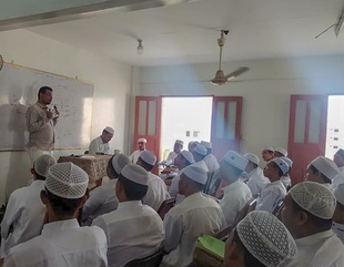 The Faculty of Sharia and Law, Mukalla Branch, welcomes first-level students for the academic year 2022-2023