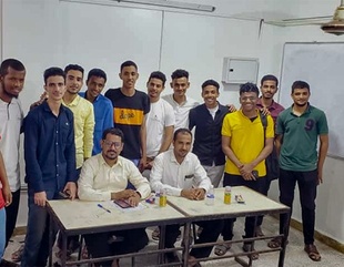 The Faculty of Engineering and Computer Science at Al-Ahgaff University, under the supervision of the English Language Unit, completes the presentation activity sessions for the second semester of the academic year 2022-2023