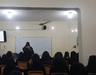 The Faculty of Women hosts a cholera awareness presentation for female students