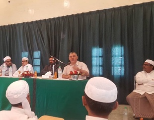 Lecture titled "The Universe is My Path to God" at the Faculty of Sharia and Law for the Jordanian delegation on prayer times monitoring
