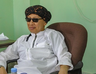 Al-Ahgaff University receives Professor Yahya Al-Hamzuri Zain Al-Maaref, Director of the Bahja Institute in Indonesia