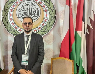 Al-Ahgaff University participates in the International Conference on Laws, Regulations, Policies and Language Planning held by the Arab League, represented by researcher Dr. Hashem Alawi Muqaibel
