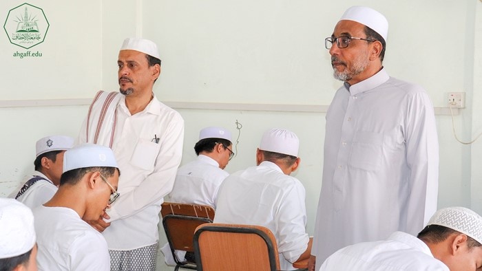 Al-Ahgaff University launches semester exams for students of the Faculty of Sharia and Law