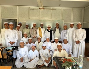 Director of the Arabic Language Center for Non-Native Speakers at Al-Ahgaff University Receives Director of Al-Bahjah Institute in Indonesia