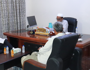 Al-Ahgaff University Faculty of Graduate Studies Council holds its January meeting