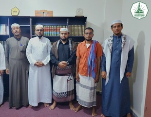 International Moot Court Competition Students Visit Director of the Legal Affairs Office at Al-Ahgaff University