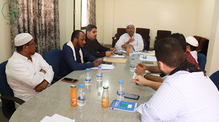 The General Registration Department at Al-Ahgaff University holds a meeting and discusses a number of important topics