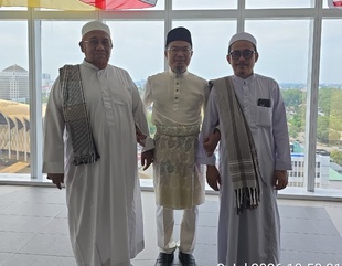 Director of Al-Ahgaff University Office in Indonesia Visits the Mufti of Sarawak, Malaysia