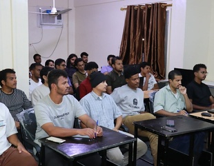 Department of Information Technology at the Faculty of Engineering and Computer Sciences, Al-Ahgaff University, Conducts Training Course on Research Skills